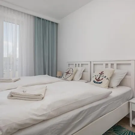 Holiday House Przystan Baltic With Private Sauna & Jacuzzi By Renters Prestige Zastan