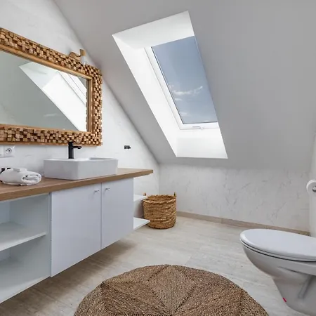Сasa de vacaciones Holiday House Przystan Baltic With Private Sauna & Jacuzzi By Renters Prestige Zastan