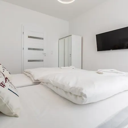 Holiday House Przystan Baltic With Private Sauna & Jacuzzi By Renters Prestige Сasa de vacaciones Zastan