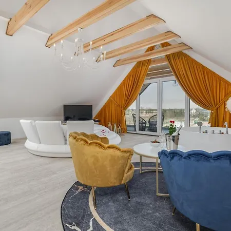Holiday House Przystan Baltic With Private Sauna & Jacuzzi By Renters Prestige Zastan