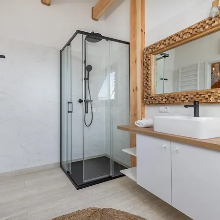 Holiday House Przystan Baltic With Private Sauna & Jacuzzi By Renters Prestige *