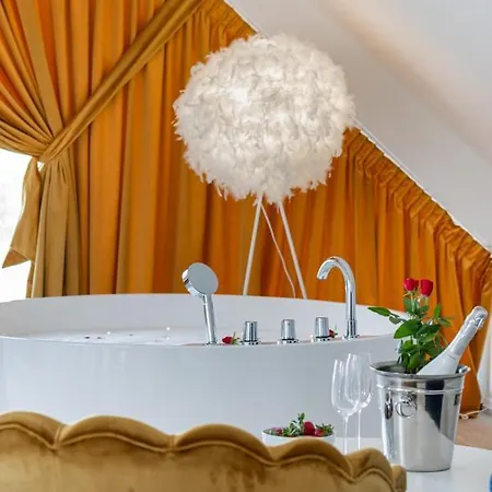 Holiday House Przystan Baltic With Private Sauna & Jacuzzi By Renters Prestige * Zastan
