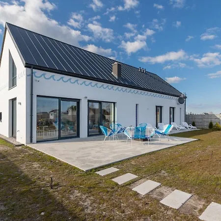 Holiday House Przystan Baltic With Private Sauna & Jacuzzi By Renters Prestige