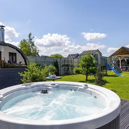 Holiday House Przystan Baltic With Private Sauna & Jacuzzi By Renters Prestige Сasa de vacaciones